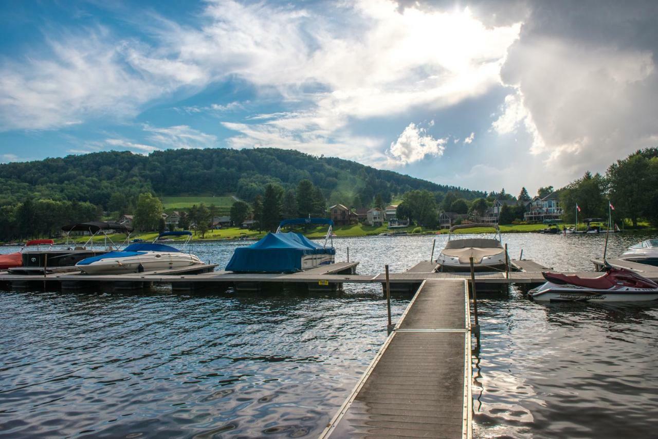 Ski Harbor #15 McHenry Bagian luar foto
